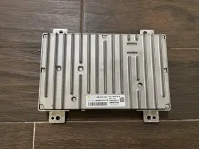 Pt00579002-c Rivian R1t/r1s Oem Amplifier 16 Channel