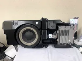 13723-j0032 Toyota 2023 Tacoma Trd Pro Jbl Amplifier Audio Amp Oem Factory And Subwoofer