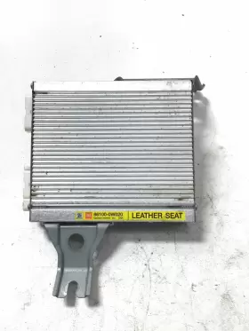 86100-0w020 Toyota 2006 Highlander Audio Amplifier ##