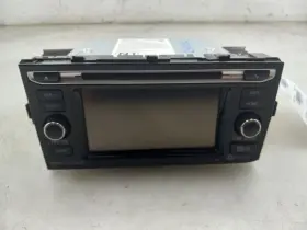 86100-52232 Toyota 18-19 Prius 1.5l Stereo / Radio Display And Receiver Unit