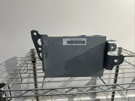86180-08010 Toyota 2011-2014 Sienna Stereo Radio Tuner Assembly