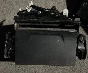 861c0-06010 Toyota 2015 Camry Xle Storage Compartment With Wireless Module Oem