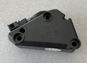05910 Volkswagen 3104 134 06-14 Vw Jetta Front Door Speaker Amplifiere Amp 1k0 035 463 D Used Oem