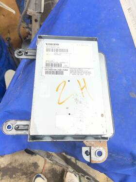 Volvo 31360321aa 2012-2013 S60 V60 Am/fm Radio Stereo Amplifier Amp Oem 12 13 14