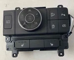 Transfer Case Switch Hyundai Palisade 25 Some Marks On Dial 93300S8KD0 Used. Price: $89.00.
